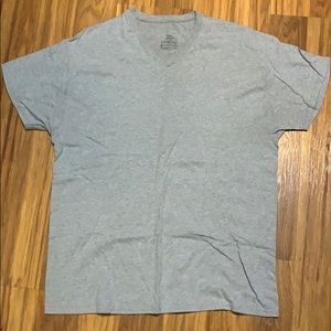 Hanes ComfortSoft V-Neck Tee L